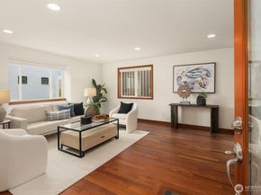 1915 9th Avenue W, Seattle WA 98119