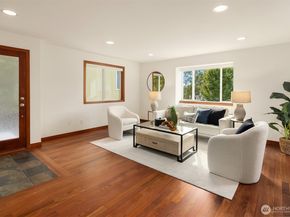1915 9th Avenue W, Seattle WA 98119