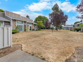 10521 SE 252nd Street P1, Kent WA 98030