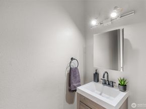 10521 SE 252nd Street P1, Kent WA 98030
