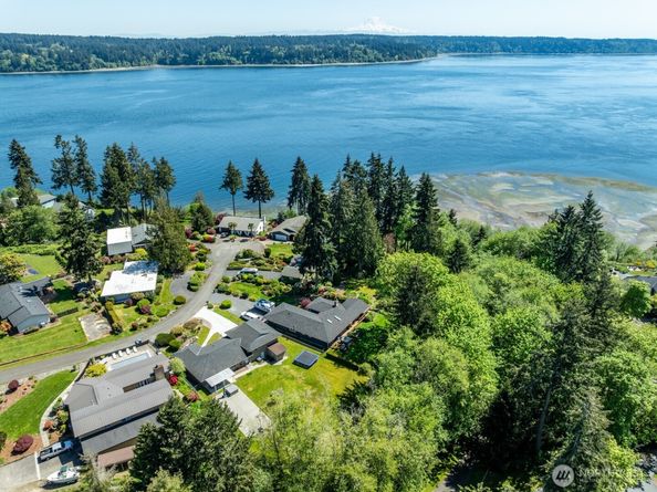 15106 Starr Place SE, Olalla WA 98359