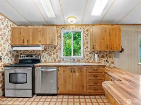 15190 Peacock Hill Road SE, Olalla WA 98359