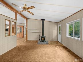 15190 Peacock Hill Road SE, Olalla WA 98359