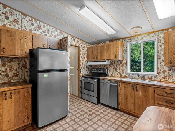 15190 Peacock Hill Road SE, Olalla WA 98359