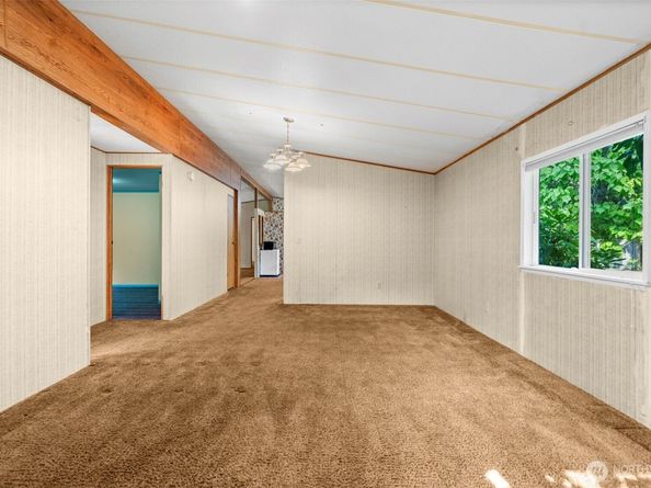 15190 Peacock Hill Road SE, Olalla WA 98359