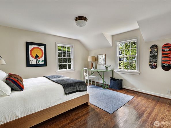 1026 36th Avenue E, Seattle WA 98112