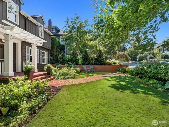 1026 36th Avenue E, Seattle WA 98112