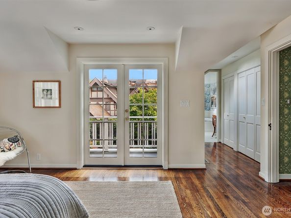 1026 36th Avenue E, Seattle WA 98112