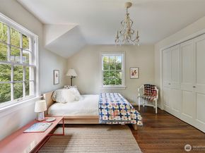 1026 36th Avenue E, Seattle WA 98112