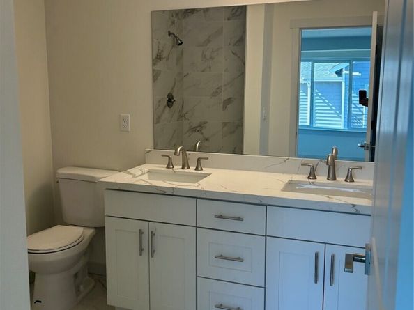 13249 Ambaum Boulevard SW C, Burien WA 98146