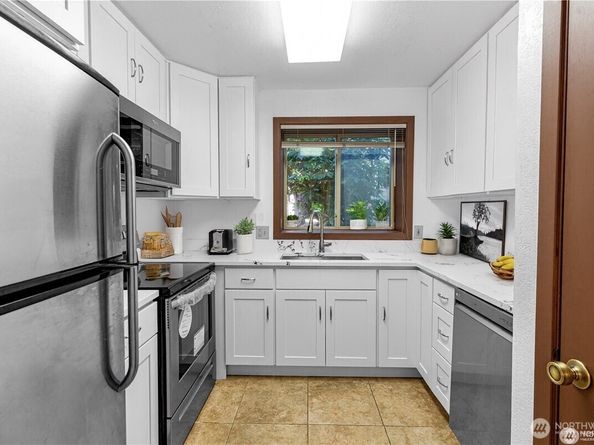 12840 SE 40th Court B2, Bellevue WA 98006