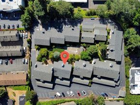 12840 SE 40th Court B2, Bellevue WA 98006