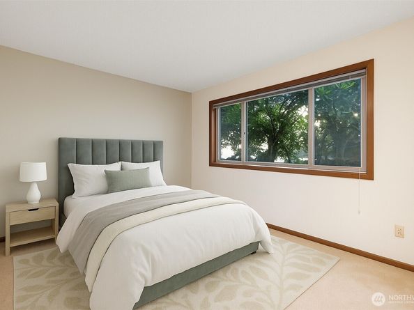 12840 SE 40th Court B2, Bellevue WA 98006