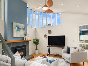 2420 Westlake Avenue N 11, Seattle WA 98109