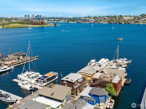 2420 Westlake Avenue N 11, Seattle WA 98109