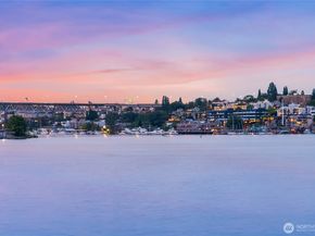 2420 Westlake Avenue N 11, Seattle WA 98109