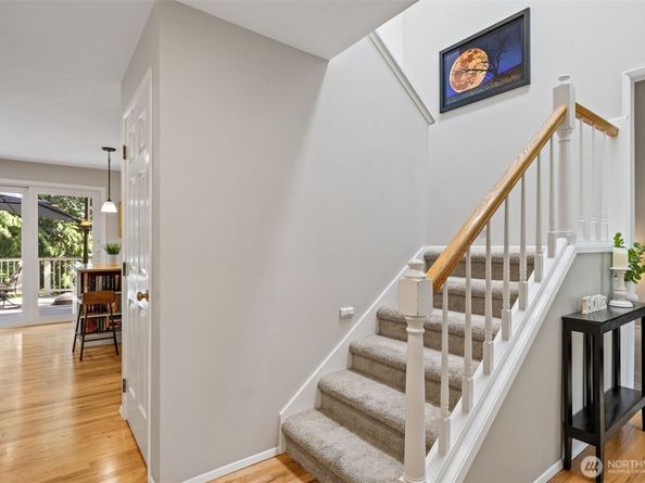 4310 209th Avenue NE, Sammamish WA 98074