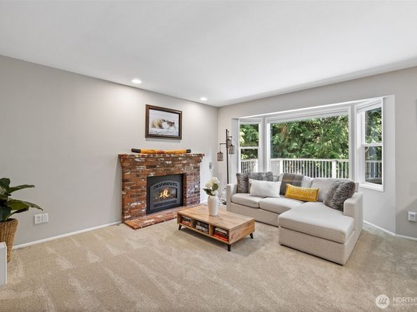 4310 209th Avenue NE, Sammamish WA 98074