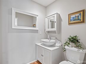 4310 209th Avenue NE, Sammamish WA 98074