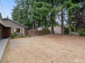 22406 56th Avenue W, Mountlake Terrace WA 98043
