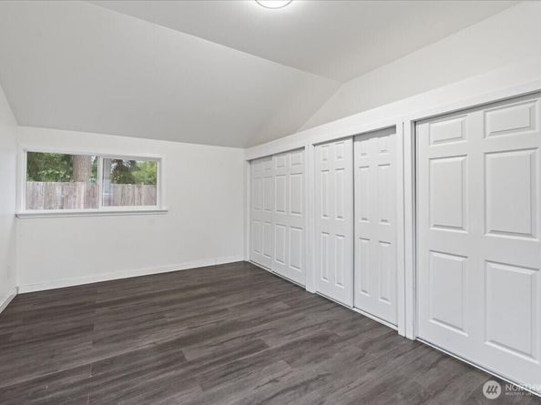 22406 56th Avenue W, Mountlake Terrace WA 98043