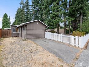 22406 56th Avenue W, Mountlake Terrace WA 98043