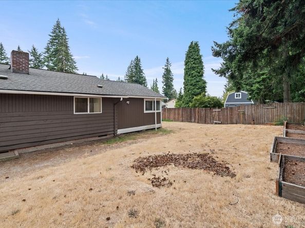 22406 56th Avenue W, Mountlake Terrace WA 98043