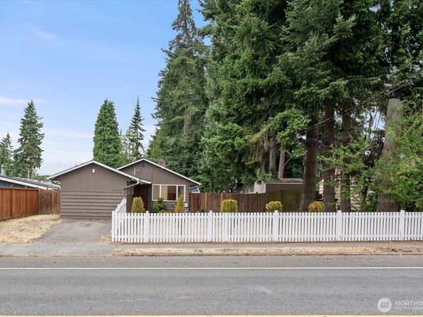 22406 56th Avenue W, Mountlake Terrace WA 98043