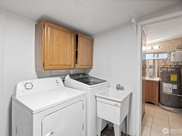 22406 56th Avenue W, Mountlake Terrace WA 98043