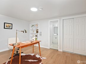 324 NW 195th Street, Shoreline WA 98177