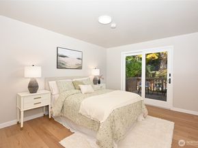 324 NW 195th Street, Shoreline WA 98177