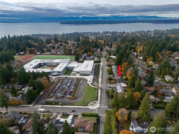 324 NW 195th Street, Shoreline WA 98177