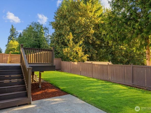 17329 34th Place W, Lynnwood WA 98037