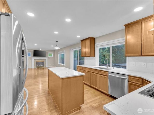 17329 34th Place W, Lynnwood WA 98037