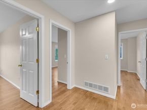 17329 34th Place W, Lynnwood WA 98037