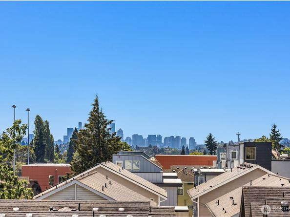 1406 N 95th Street, Seattle WA 98103
