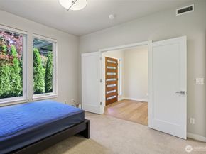 5723 NE 197th Street, Kenmore WA 98028