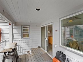 347 NW 52nd Street, Seattle WA 98107