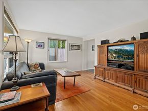 347 NW 52nd Street, Seattle WA 98107