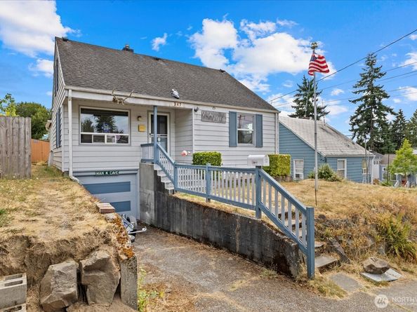 347 NW 52nd Street, Seattle WA 98107