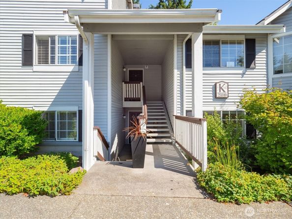 23319 Cedar Way K105, Mountlake Terrace WA 98043