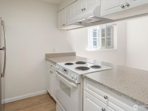 23319 Cedar Way K105, Mountlake Terrace WA 98043