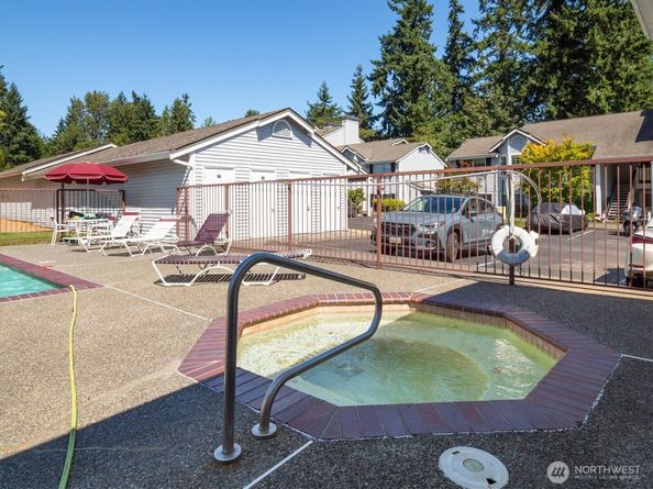 23319 Cedar Way K105, Mountlake Terrace WA 98043