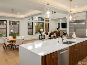 1053 160th Avenue SE, Bellevue WA 98008