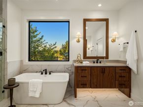 1053 160th Avenue SE, Bellevue WA 98008
