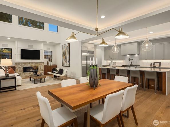 1053 160th Avenue SE, Bellevue WA 98008