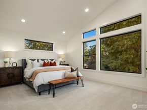 1053 160th Avenue SE, Bellevue WA 98008