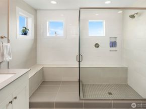 13441 NE 129th Drive, Kirkland WA 98034