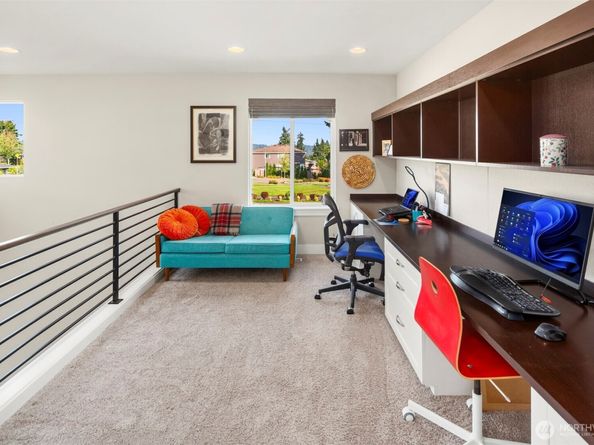 13441 NE 129th Drive, Kirkland WA 98034