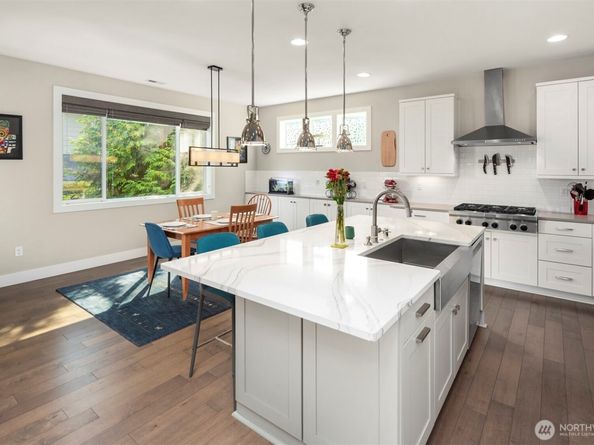 13441 NE 129th Drive, Kirkland WA 98034